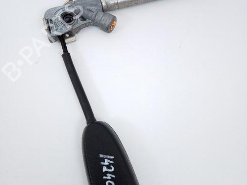 Used Seat buckle Seat buckle RENAULT MEGANE III Grandtour (KZ0/1) 1.5 dCi (KZ09, KZ0D, KZ1G, KZ29, KZ14, KZ1W, KZ10, KZ1F,... (110 hp) 21040165 21040165