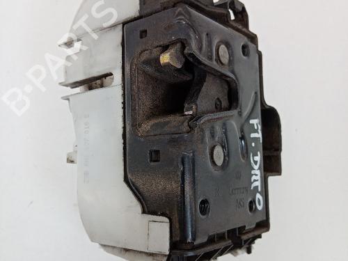 Front right lock VW POLO (6N2) 1.9 SDI | BP21040929C97