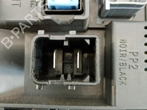 Fuse box PEUGEOT 208 I (CA_, CC_) 1.2 VTI 82 | BP21041759E1 