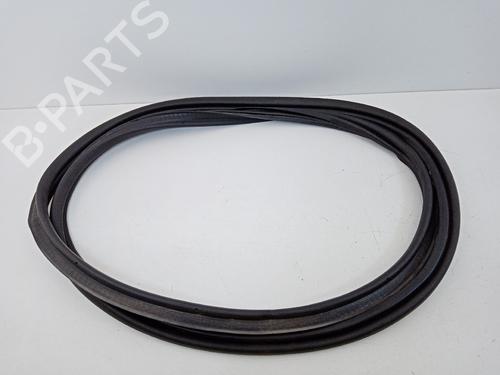 BP21041978O1 main image