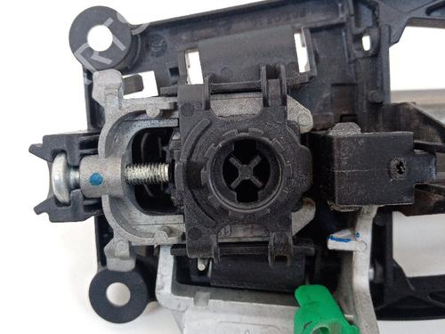 Klamka zewnętrzna drzwi przednich prawych OPEL CORSA D (S07) 1.2 (L08, L68) | BP21042306C129 