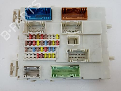 Used Fuse box FORD FOCUS III Turnier 1.6 TDCi (115 hp) 22178756