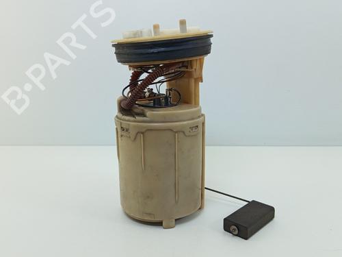 Used Fuel pump SEAT CORDOBA Vario (6K5) 1.4 i (60 hp) 22704325