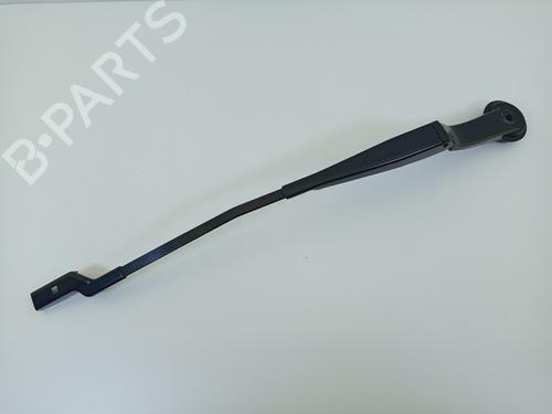 Used Front windshield wiper arm FORD FOCUS III 1.0 EcoBoost (100 hp) 23185711