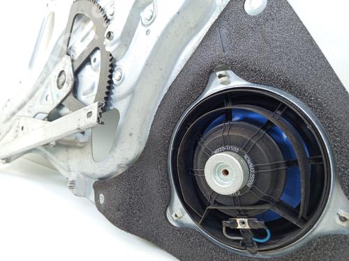 Front right window mechanism KIA SPORTAGE II (JE_, KM_) 2.0 16V 4WD | BP23528539C23