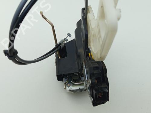 Rear right lock KIA SPORTAGE II (JE_, KM_) 2.0 16V 4WD | BP23498661C99