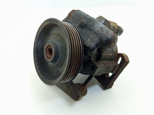 Used Steering pump RENAULT TRAFIC Van (T_, P_, V_) 2.5 D (75 hp) 23867842
