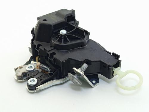 Tailgate lock MERCEDES-BENZ CLA Coupe (C117) CLA 45 AMG 4-matic (117.352) | BP25124177C101 