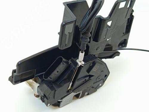 Zamek drzwi przednich prawych FORD FIESTA VI (CB1, CCN) 1.25 | BP25724016C97