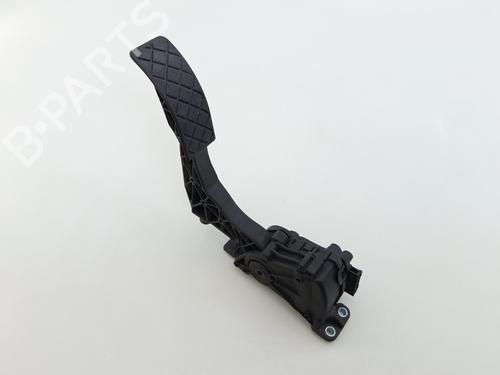 Used Pedal VW POLO IV (9N_, 9A_) 1.2 12V (64 hp) 25833734