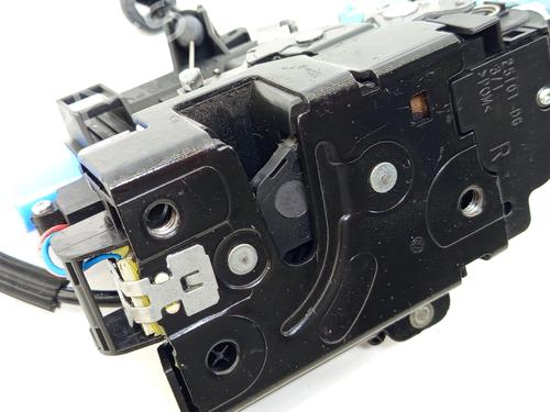 Front right lock SKODA OCTAVIA II Combi (1Z5) 1.6 TDI | BP25832938C97 