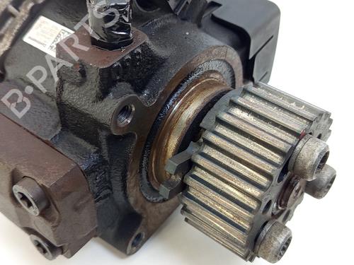 Vacuum pump SKODA OCTAVIA II Combi (1Z5) 1.6 TDI | BP25834483M80 