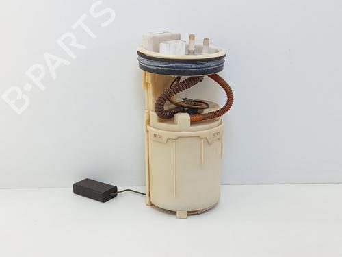 Used Fuel pump VW GOLF IV (1J1) 1.4 16V (75 hp) 26191247