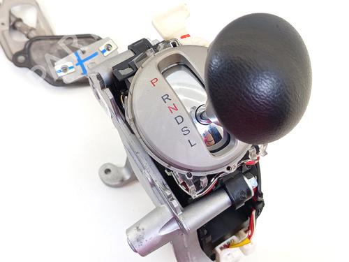 Selectiehendel automaat HONDA CIVIC VIII Saloon (FD, FA) 1.3 IMA (FA3, FD3) (95 hp) 27218064