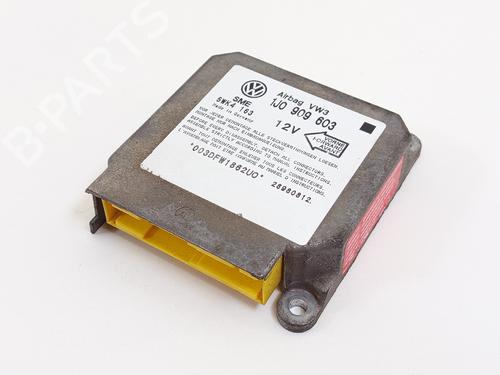 Airbag module VW GOLF IV (1J1) 1.9 TDI (110 hp) 27634495