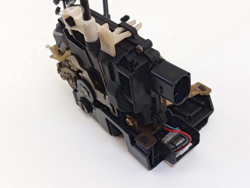 Rear left lock VW GOLF IV (1J1) 1.9 TDI | BP27634487C100