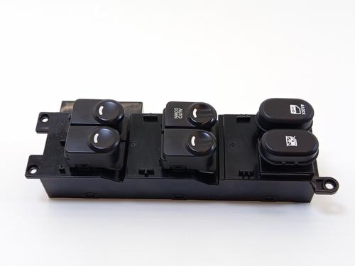 Switch HYUNDAI i30 Estate (FD) 1.6 CRDi | BP27661119I30