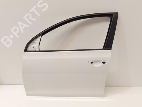 Used Left front door VW GOLF VI (5K1) 1.6 TDI (105 hp) 28075429