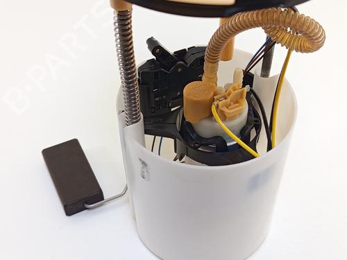 Fuel pump VW GOLF VI (5K1) 1.6 TDI | BP28096101M76 