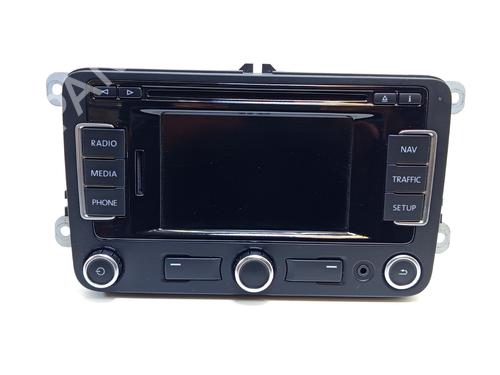 Used Radio VW GOLF VI (5K1) 1.6 TDI (105 hp) 28096119