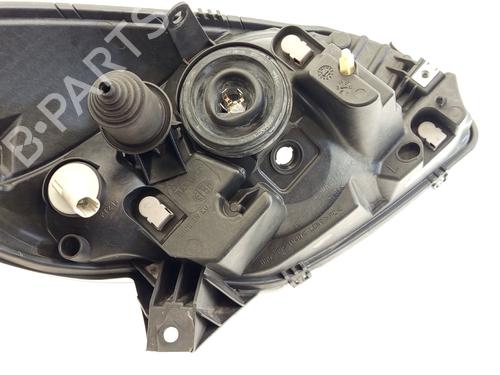 Left headlight DACIA SANDERO 1.6 (BS0D, BS0B, BS0F, BS0H) | BP29306320C28 