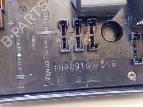 Fuse box VW TOURAN (1T1, 1T2) 2.0 TDI | BP29342870E1 