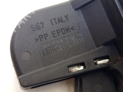 Tailgate lock VW TOURAN (1T1, 1T2) 2.0 TDI | BP29336672C101 