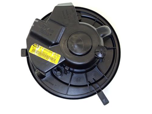 Heater blower motor VW TOURAN (1T1, 1T2) 2.0 TDI | BP29395569M62