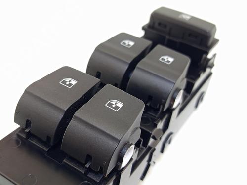 Switch HYUNDAI i30 Estate (PDE) 1.0 T-GDI | BP29619541I30