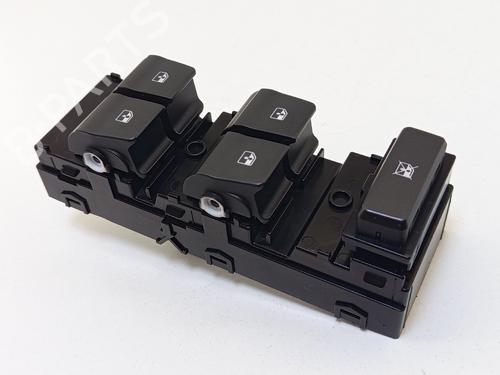 Switch HYUNDAI i30 Estate (PDE) 1.0 T-GDI | BP29619541I30