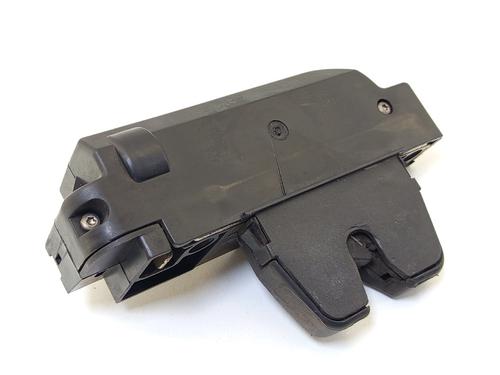 Tailgate lock PEUGEOT 206 SW (2E/K) 1.4 HDi | BP29827634C101