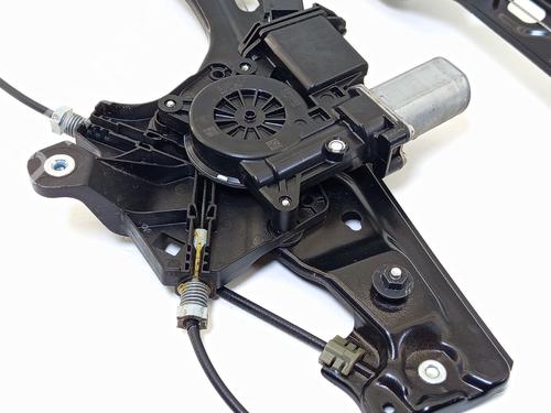 BP30300506C23 main image