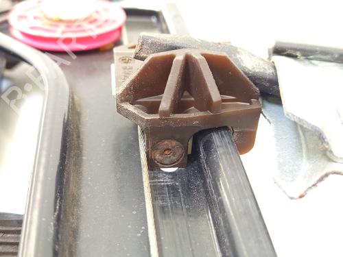 Elevador vidro frente direito SAAB 9-3 (YS3F, E79, D79, D75) 2.2 TiD | BP30412724C23