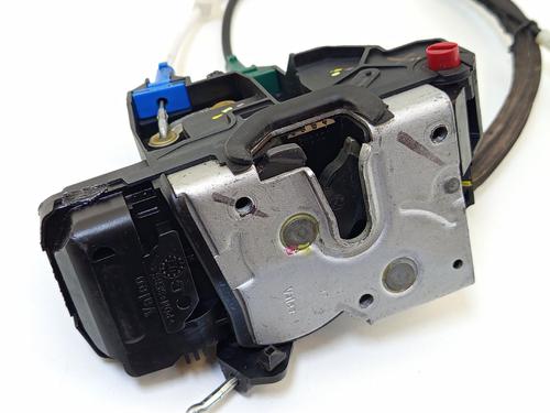 Fechadura trás esquerda SAAB 9-3 (YS3F, E79, D79, D75) 2.2 TiD | BP30435868C100