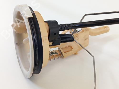 Fuel pump BMW 3 (E46) 316 i | BP31253608M76