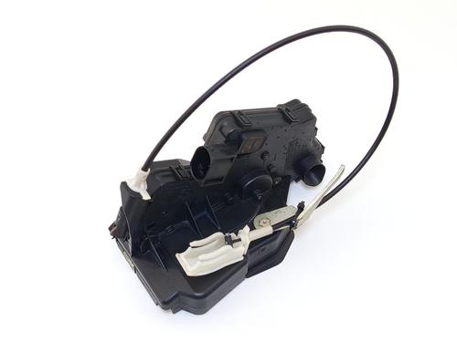 Venstre fortil lås BMW 3 (E46) 316 i (105 hp) 30573503