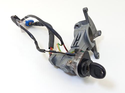 Ratlås/Tændingslås HYUNDAI H100 Bus (P) 2.5 TD (80 hp) 30510254