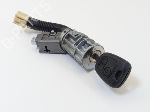 Used Ignition barrel CITROËN C1 (PM_, PN_) 1.0 (68 hp) 30519468
