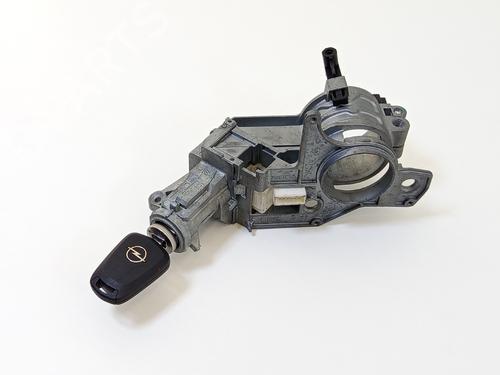 Used Ignition barrel OPEL ASTRA H (A04) [2004-2014]  30487674