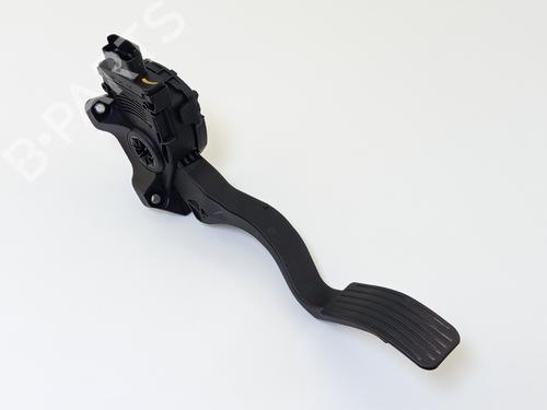 Pedal PEUGEOT 2008 I (CU_) 1.2 THP 110 / PureTech 110 (110 hp) 30903261