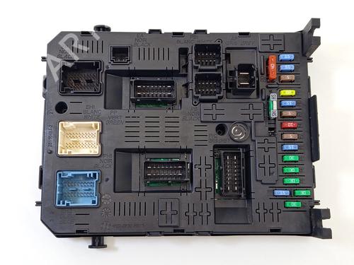 Fuse box CITROËN C5 III (RD_) 1.6 HDi 110 (RD9HL0, RD9HR8, RD9HRA) | BP31027447E1
