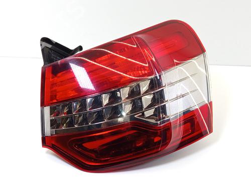 Used Right taillight CITROËN C5 III (RD_) 1.6 HDi 110 (RD9HL0, RD9HR8, RD9HRA) (112 hp) 31064422