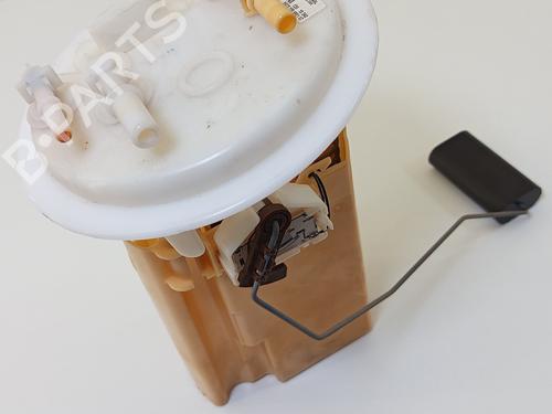 Fuel pump CITROËN C5 III (RD_) 1.6 HDi 110 (RD9HL0, RD9HR8, RD9HRA) | BP31253627M76