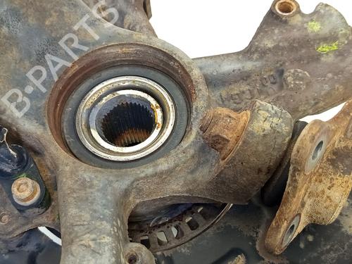 Left front steering knuckle SKODA OCTAVIA I Combi (1U5) 1.4 16V | BP31096617M25 