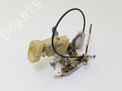 Used Front left lock TOYOTA YARIS (_P1_) 1.0 (SCP10_, SCP10R) (65 hp) 31138574