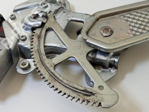 Front right window mechanism TOYOTA YARIS (_P1_) 1.0 (SCP10_, SCP10R) | BP31139316C23