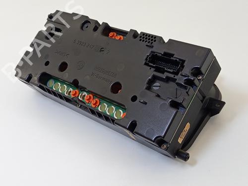 Instrument cluster VW GOLF III (1H1) 1.4 | BP31272906C47 