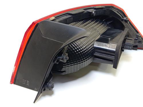 Venstre baglygte VW PASSAT B8 (3G2, CB2) 1.6 TDI | BP31652534C34 