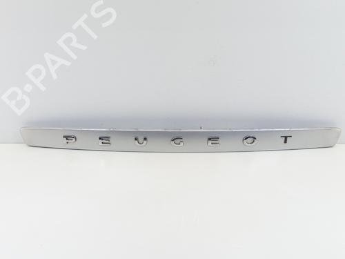 Used Tailgate trim PEUGEOT 308 SW I (4E_, 4H_) 1.6 HDi (109 hp) 31813838