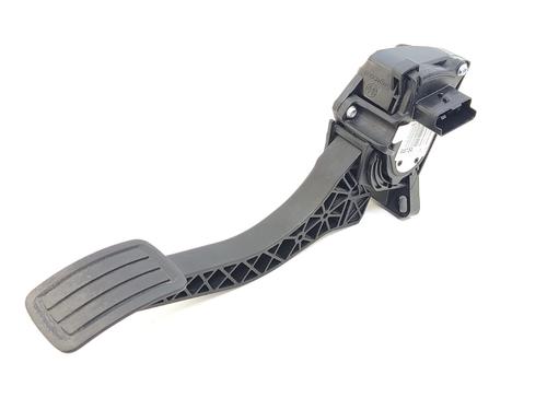 Used Pedal PEUGEOT 3008 II SUV (MC_, MR_, MJ_, M4_) 1.6 BlueHDi 120 (120 hp) 32295054